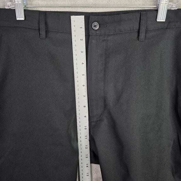 Mens Black PGA Tour Golf Shorts Flat Front 100% Polyester 10" Inseam Size 38 - Picture 5 of 10